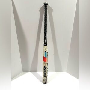 Mizuno Finch MZ2200+ Alloy Fast Pitch Softball Bat Model 340368 - 33" 20oz